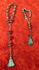 LOT OF TEN VINTAGE ROSARY AND PRAYER BEADS WITH CARRYING CASE